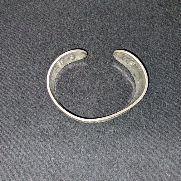 Kirk Stieff Pewter Wide Cuff Bracelet Violet Flower Of the Month February 900-2 - Picture 7 of 8